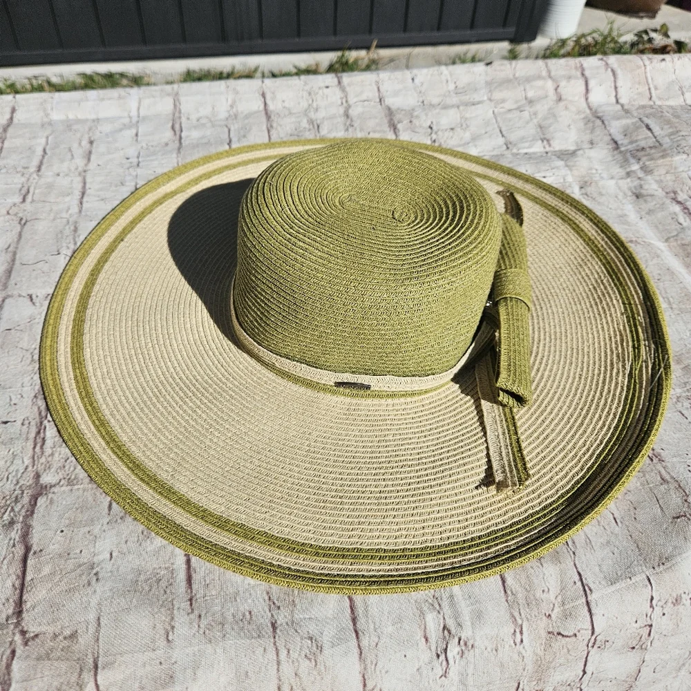 Karen KEITH Green STRAW wide Rim Straw‎ Hat Medium Boho